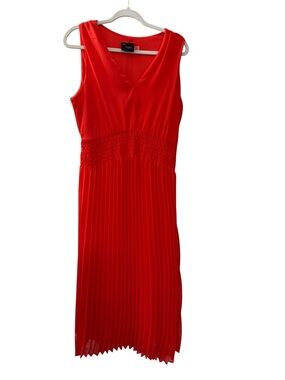Just Taylor Coral Pleated Sleeveless Midi Dress Size 14 NWT Smocked Waist